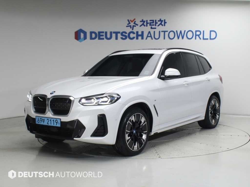 BMW iX3 iX3 (G08) M 스포츠 기본형 이미지 1