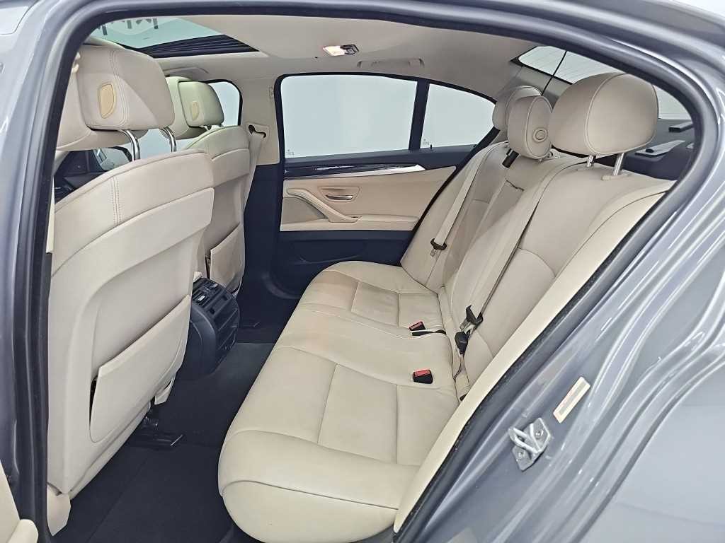 BMW 5시리즈 5시리즈 (F10) 535i 이미지 12