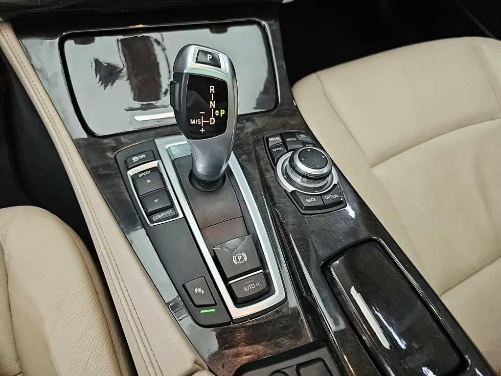 BMW 5시리즈 5시리즈 (F10) 535i 이미지 8