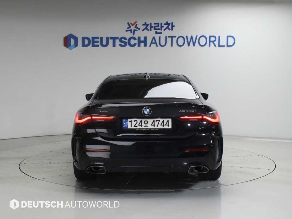 BMW 4시리즈 4시리즈 (G22) M440i xDrive 쿠페 이미지 4