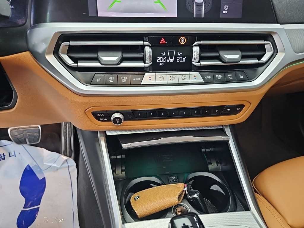 BMW 3시리즈 3시리즈 (G20) 320i M 스포츠 이미지 10