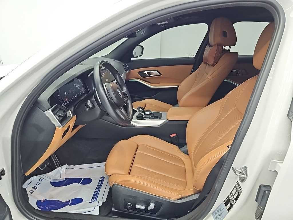 BMW 3시리즈 3시리즈 (G20) 320i M 스포츠 이미지 11