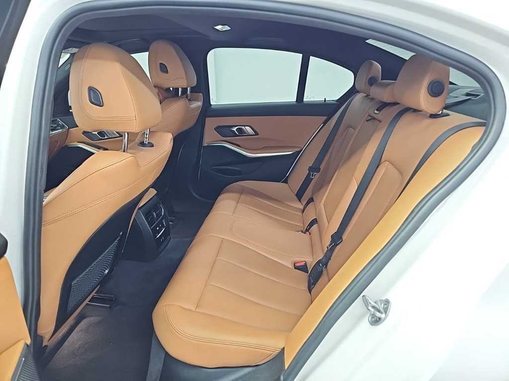 BMW 3시리즈 3시리즈 (G20) 320i M 스포츠 이미지 12