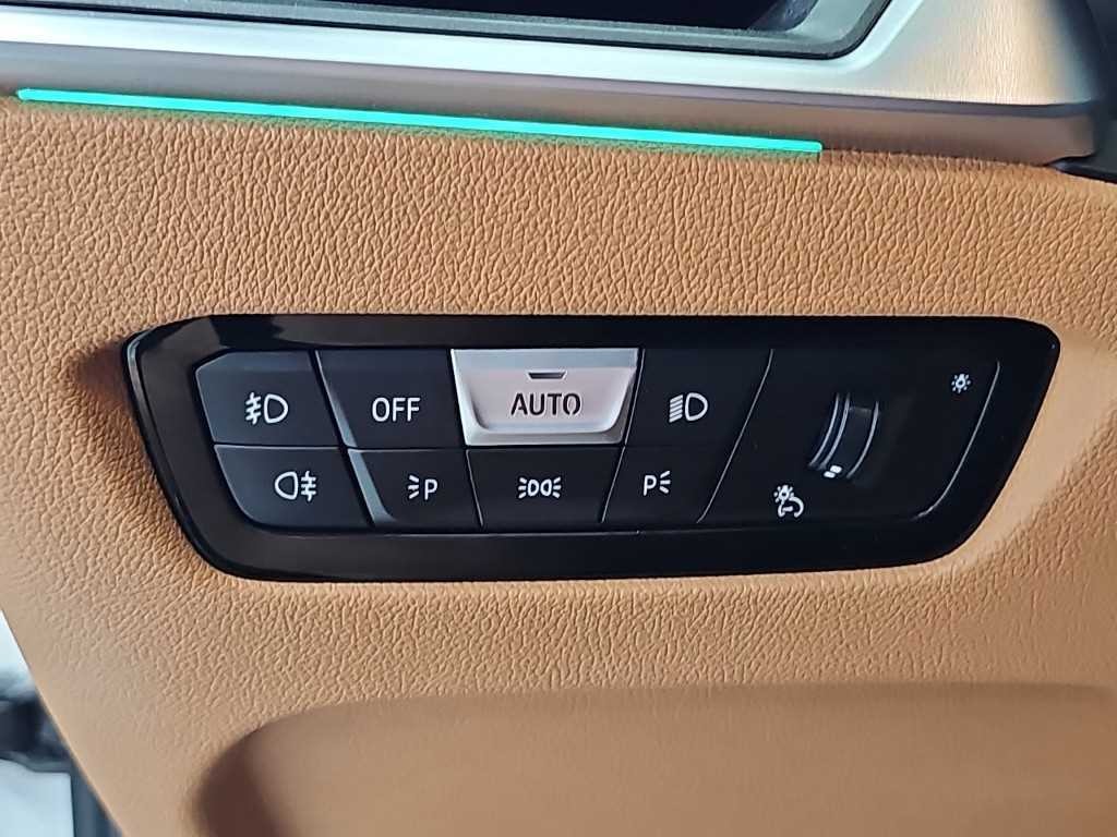 BMW 3시리즈 3시리즈 (G20) 320i M 스포츠 이미지 18