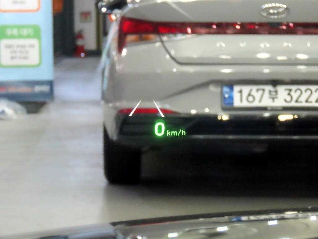제네시스 G70 2.0T AWD 스포츠 패키지 이미지 13