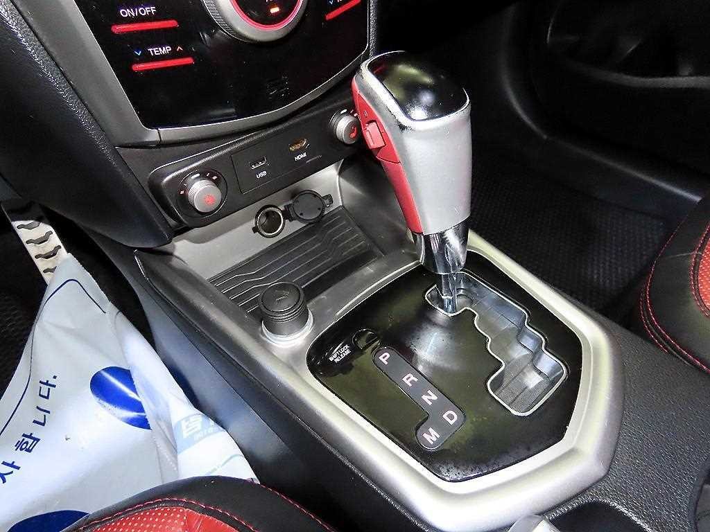 KG모빌리티(쌍용) 티볼리 가솔린 2WD 1.6 LX 최고급형 이미지 12