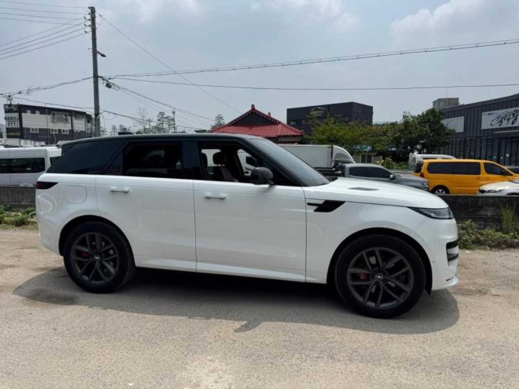 랜드로버 레인지로버 스포츠 레인지로버 스포츠 3세대 P360 HSE 다이나믹 이미지 2