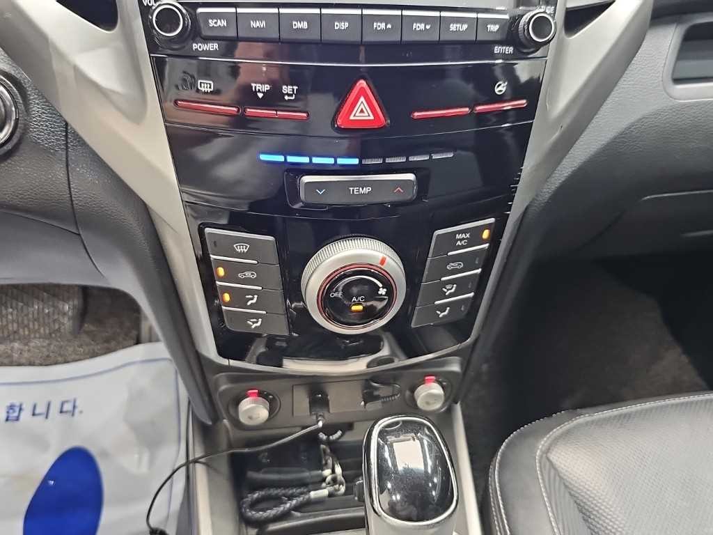 KG모빌리티(쌍용) 티볼리 디젤 2WD 1.6 VX 이미지 10