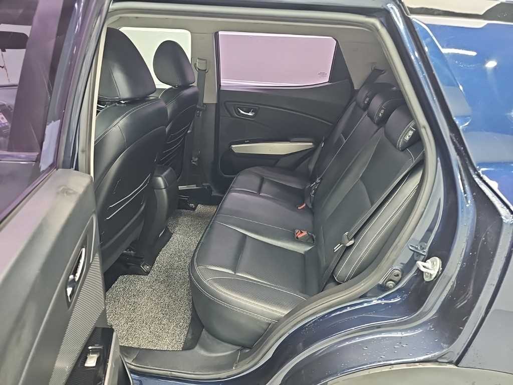 KG모빌리티(쌍용) 티볼리 디젤 2WD 1.6 VX 이미지 12