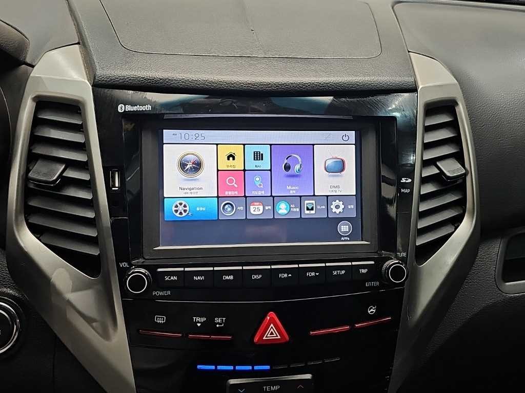 KG모빌리티(쌍용) 티볼리 디젤 2WD 1.6 VX 이미지 13