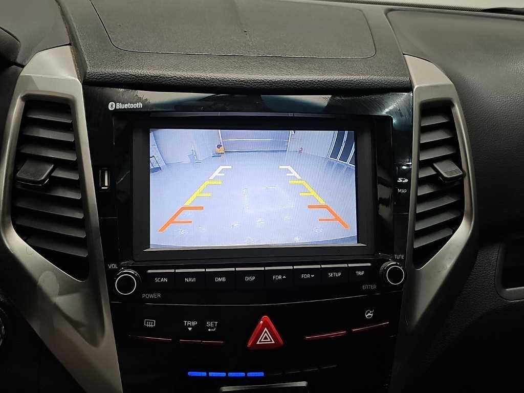 KG모빌리티(쌍용) 티볼리 디젤 2WD 1.6 VX 이미지 14