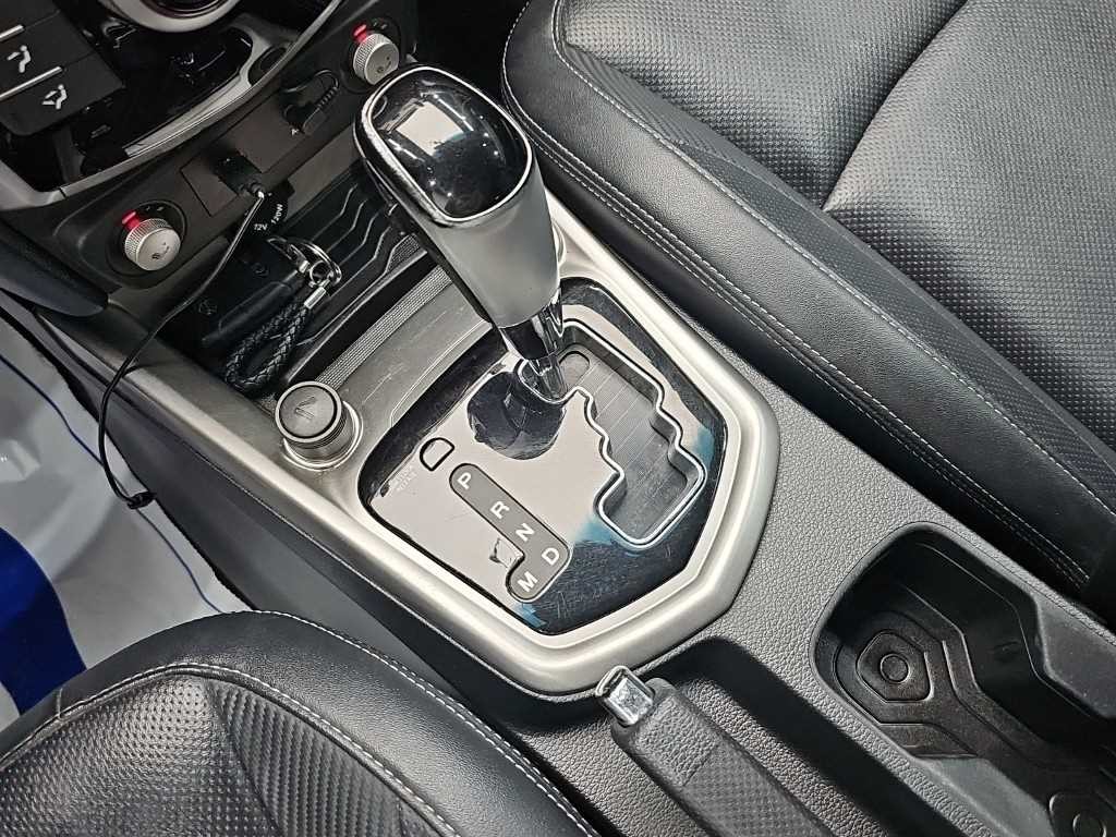 KG모빌리티(쌍용) 티볼리 디젤 2WD 1.6 VX 이미지 8