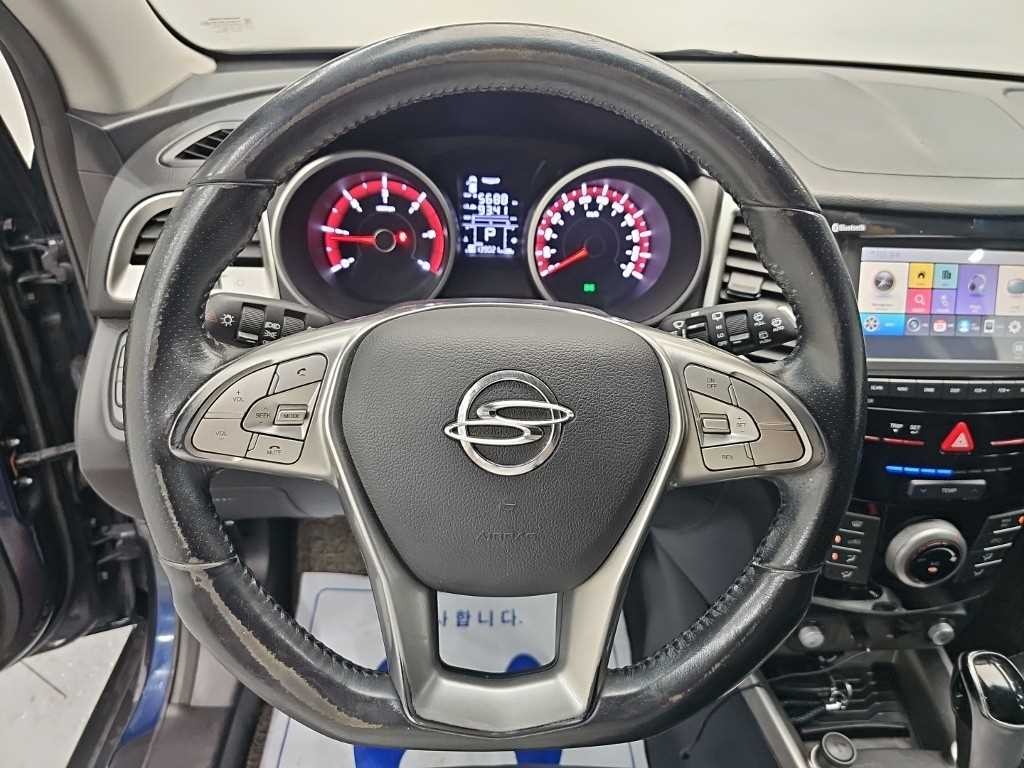 KG모빌리티(쌍용) 티볼리 디젤 2WD 1.6 VX 이미지 9