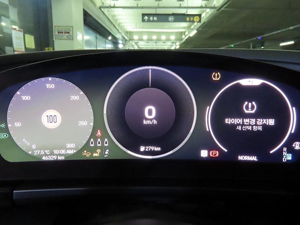 포르쉐 마칸 마칸 EV 4 이미지 9
