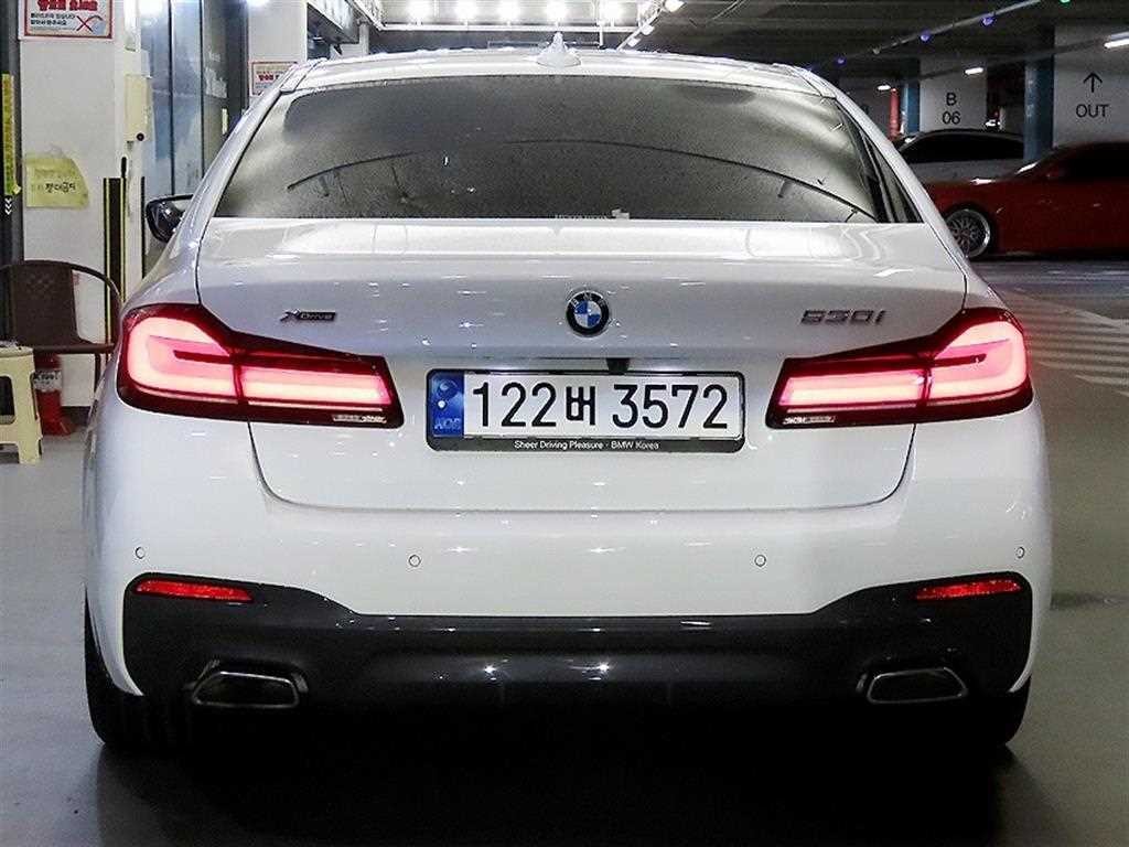 BMW 5시리즈 5시리즈 (G30) 530i xDrive M 스포츠 이미지 5