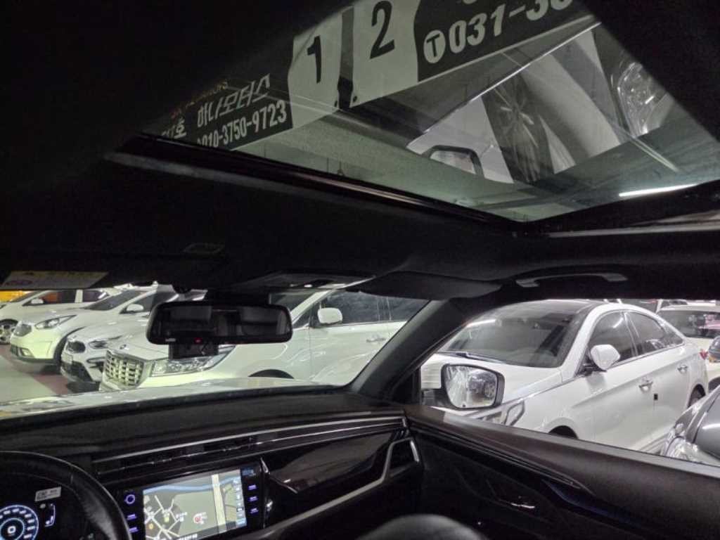 KG모빌리티(쌍용) 코란도 뷰티풀코란도 2WD 디젤 1.6 C7 이미지 15