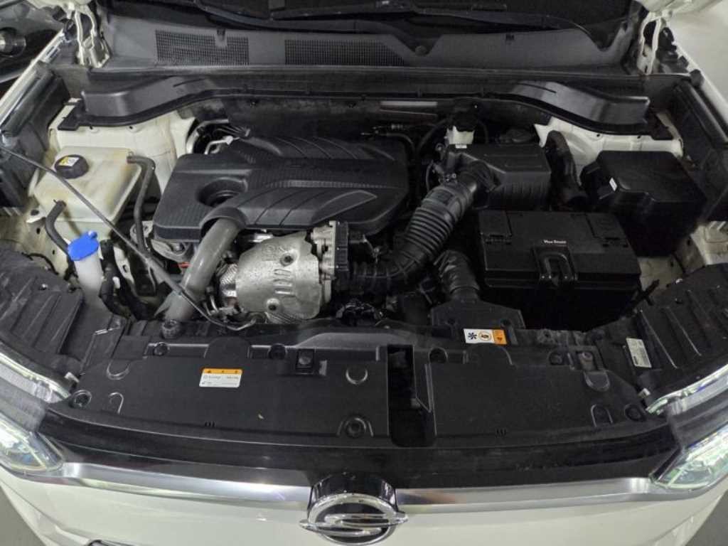 KG모빌리티(쌍용) 코란도 뷰티풀코란도 2WD 디젤 1.6 C7 이미지 16