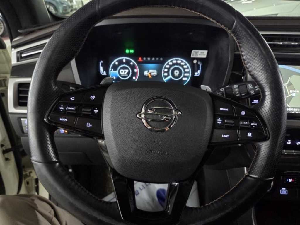 KG모빌리티(쌍용) 코란도 뷰티풀코란도 2WD 디젤 1.6 C7 이미지 9