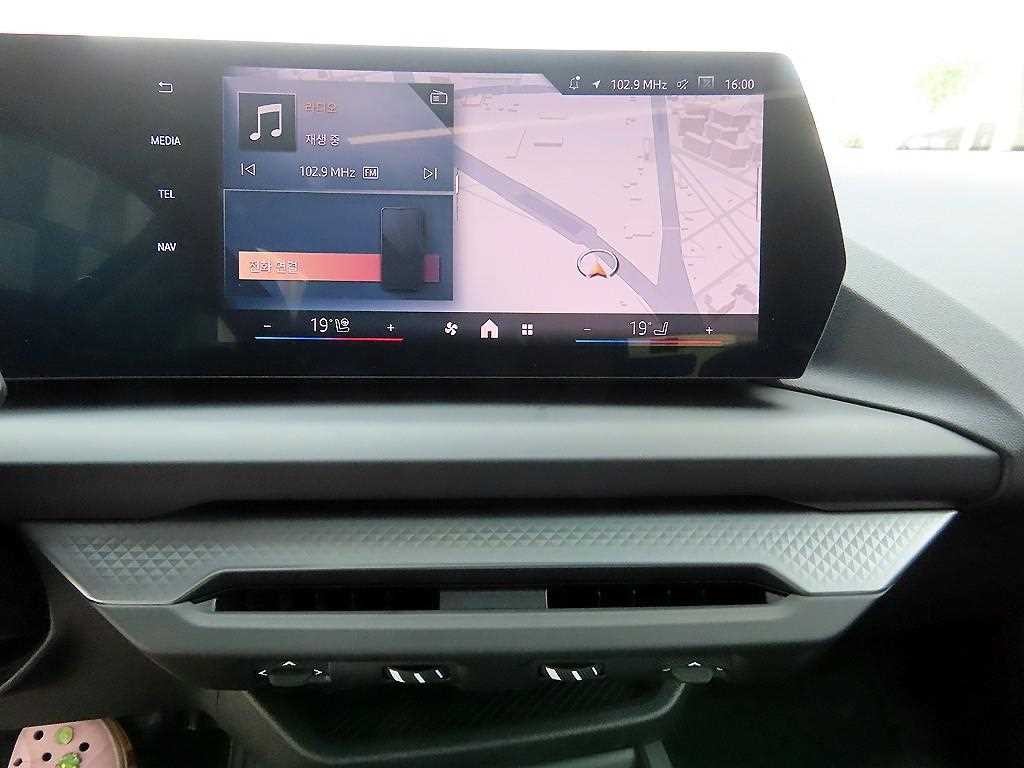 BMW 1시리즈 1시리즈 (F52) 120 이미지 12