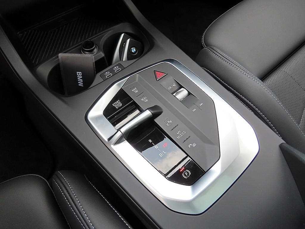 BMW 1시리즈 1시리즈 (F52) 120 이미지 9