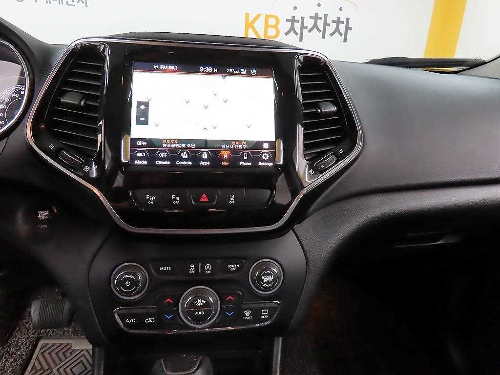지프 체로키 체로키(KL) 2.4 리미티드 AWD 이미지 13
