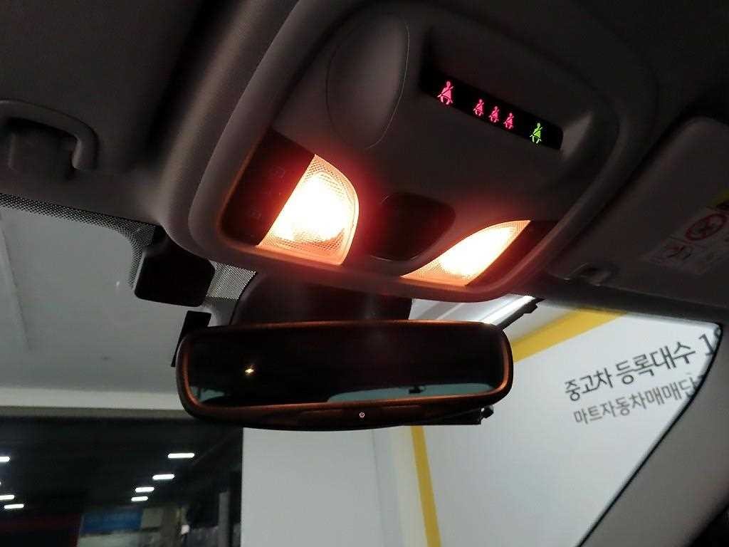 지프 체로키 체로키(KL) 2.4 리미티드 AWD 이미지 16