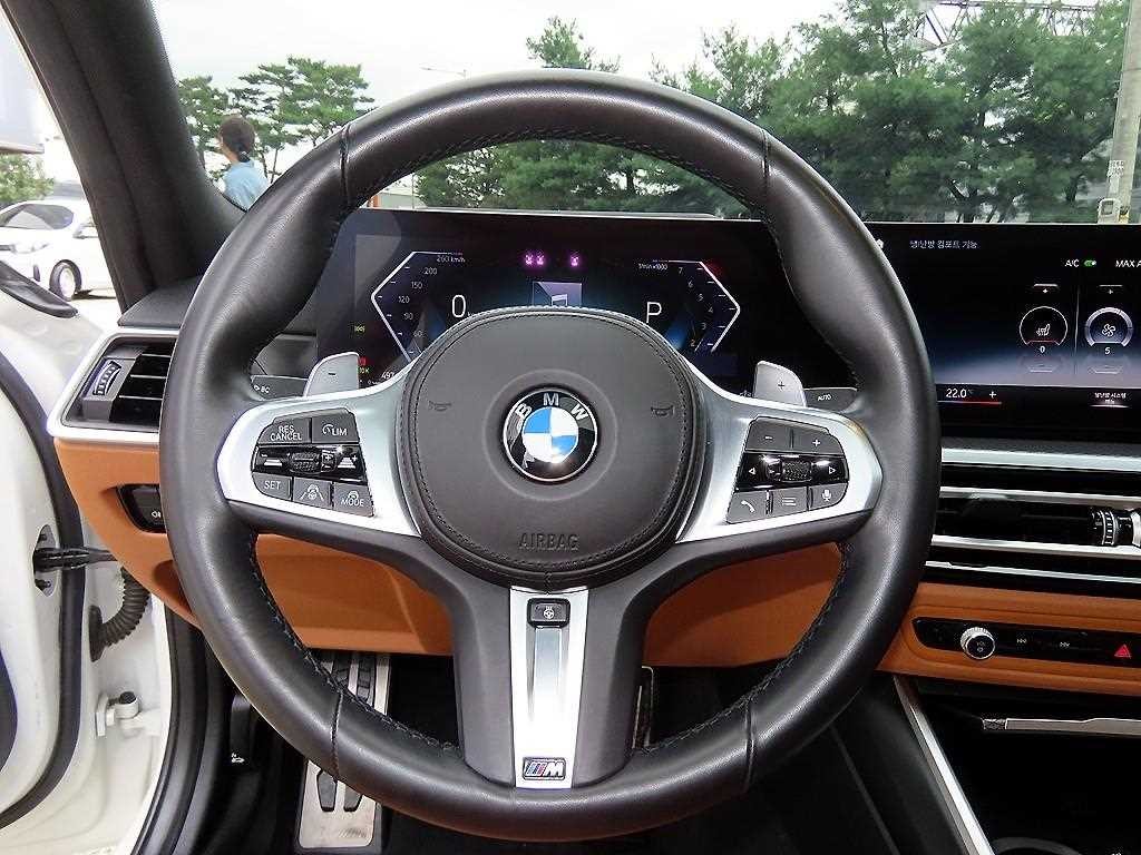 BMW 3시리즈 3시리즈 (G20) 320i M 스포츠 이미지 8