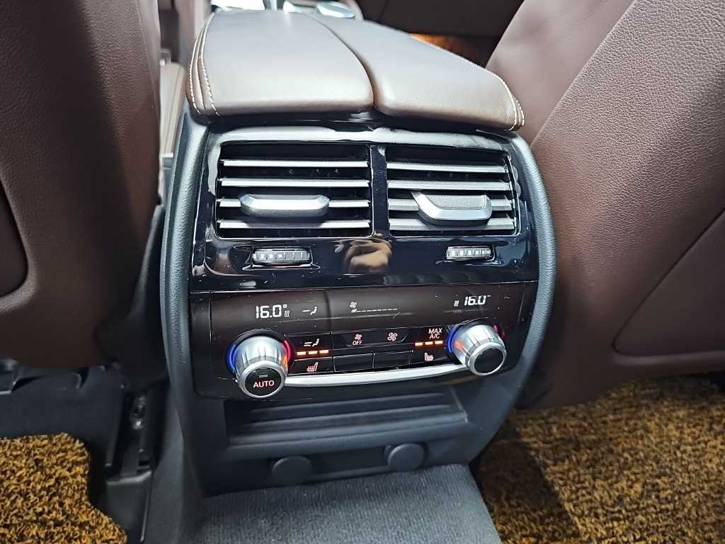 BMW 5시리즈 5시리즈 (G30) 520d M 스포츠 플러스 이미지 13