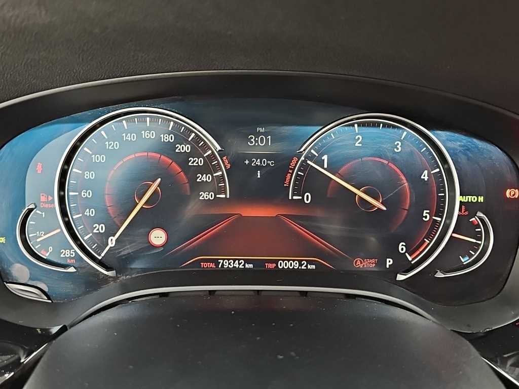 BMW 5시리즈 5시리즈 (G30) 520d M 스포츠 플러스 이미지 6