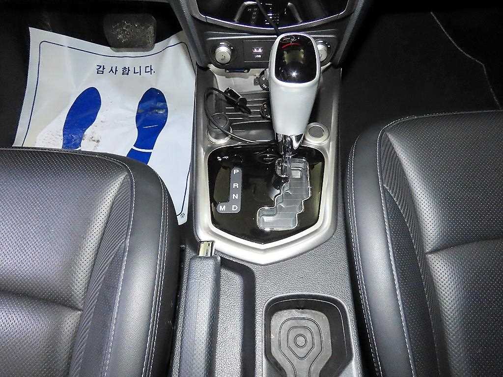 KG모빌리티(쌍용) 티볼리 가솔린 2WD 1.6 VX 이미지 12