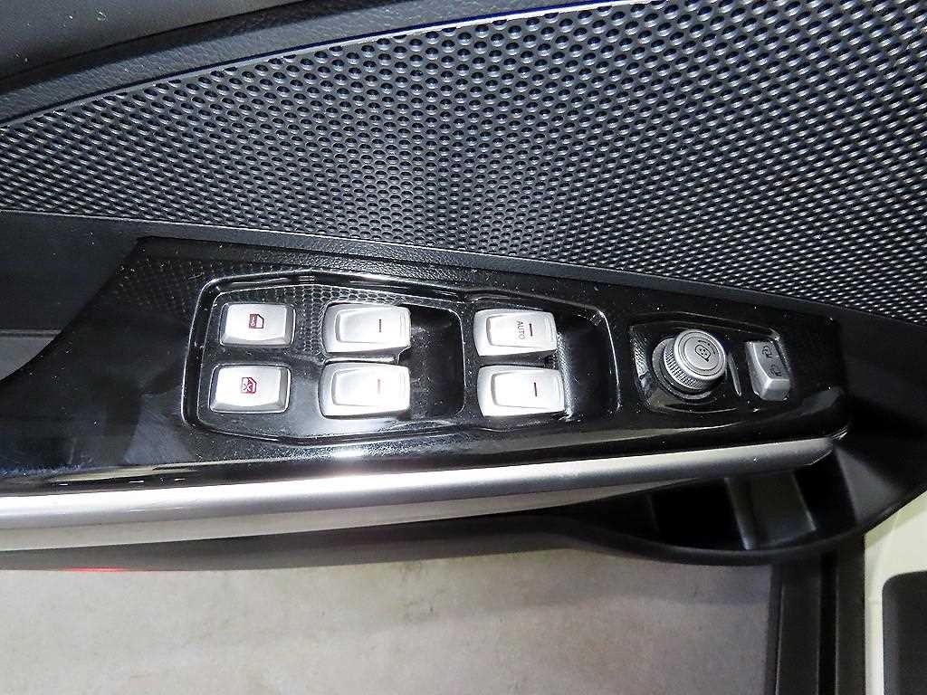 KG모빌리티(쌍용) 티볼리 가솔린 2WD 1.6 VX 이미지 13
