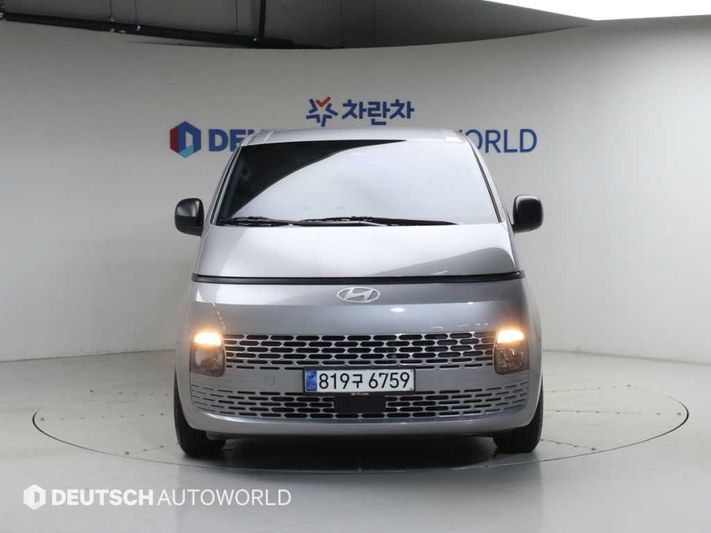 현대 스타리아 2WD 디젤 카고 스마트 이미지 3