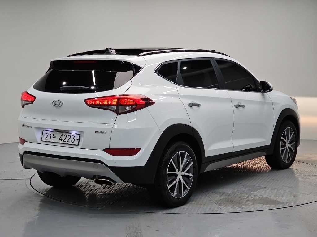 현대 투싼 올뉴투싼 디젤 1.7 2WD 프리미엄 이미지 4