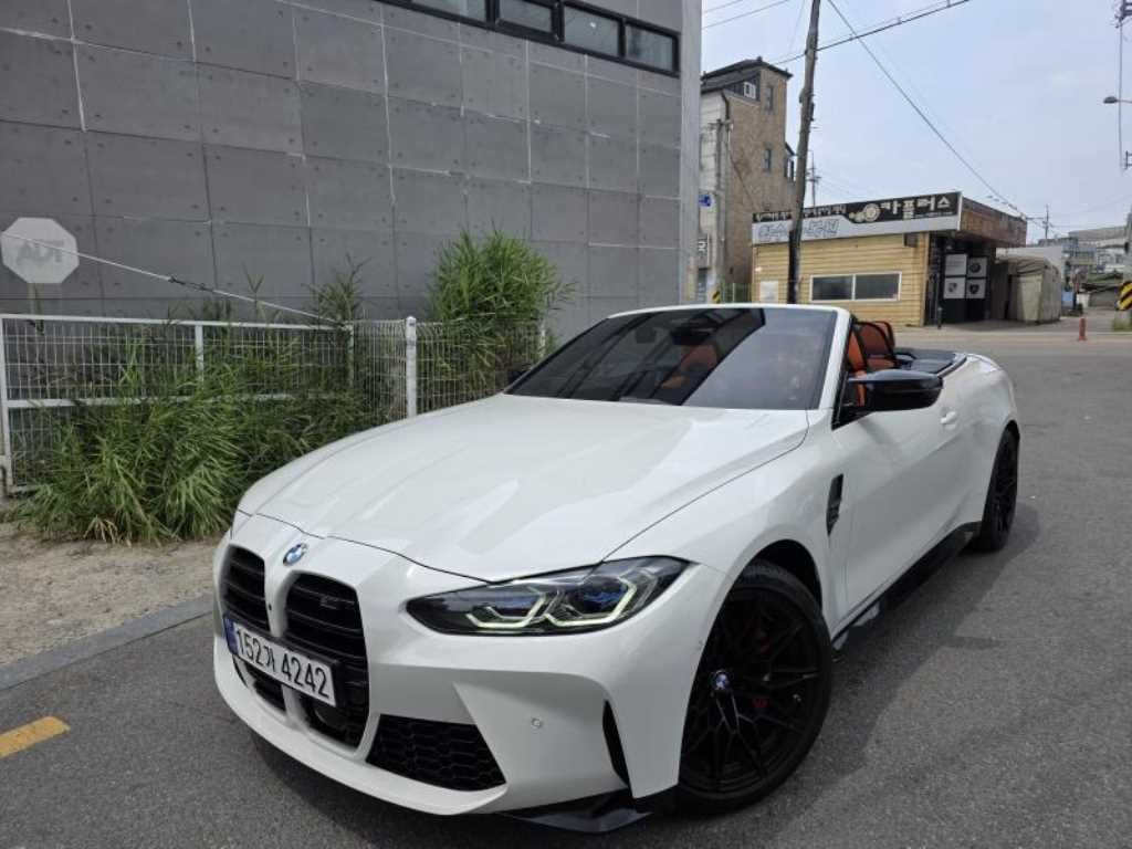 BMW 4시리즈 M4 (G82) 컨버터블 컴패티션 M xDrive 이미지 3