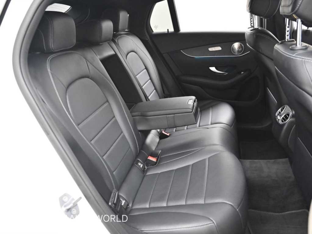 벤츠 GLC 클래스 GLC클래스 X253 GLC 300 4MATIC 쿠페 이미지 12