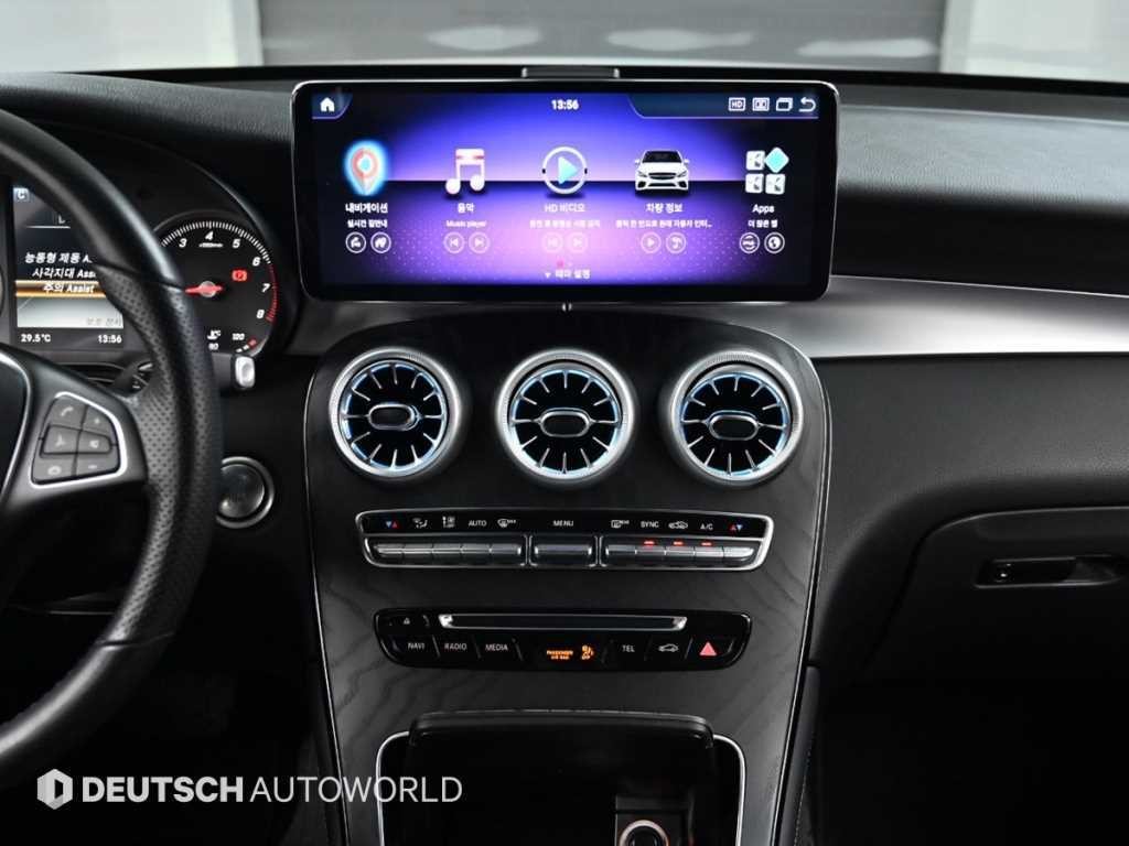 벤츠 GLC 클래스 GLC클래스 X253 GLC 300 4MATIC 쿠페 이미지 14