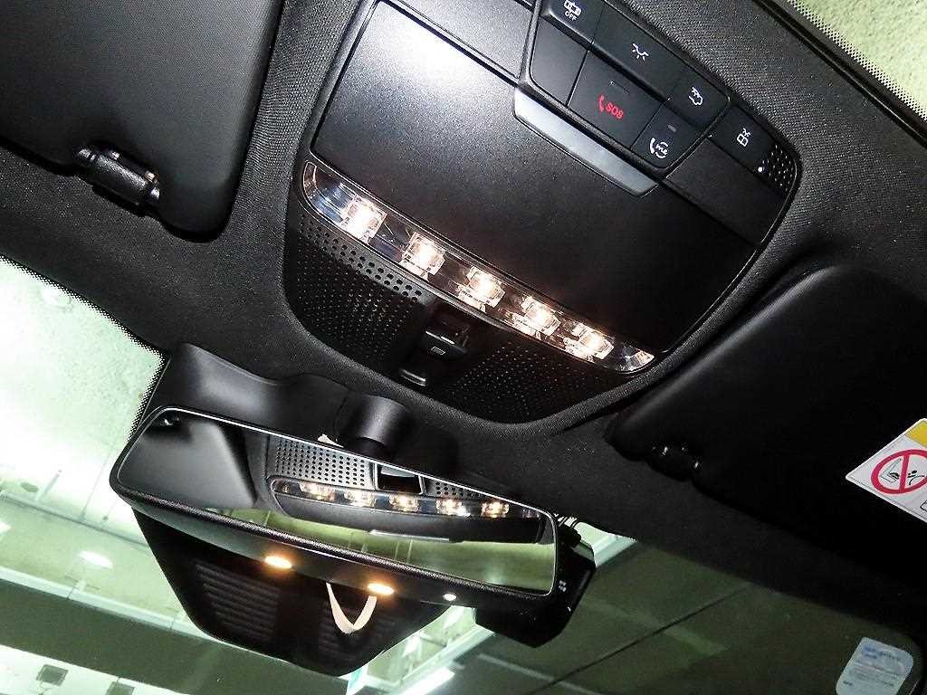 벤츠 GLC 클래스 GLC클래스 X253 GLC 300 e 4MATIC 쿠페 이미지 13