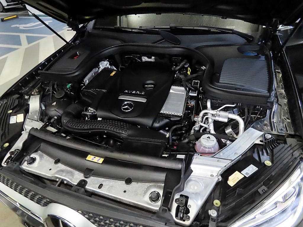 벤츠 GLC 클래스 GLC클래스 X253 GLC 300 e 4MATIC 쿠페 이미지 19