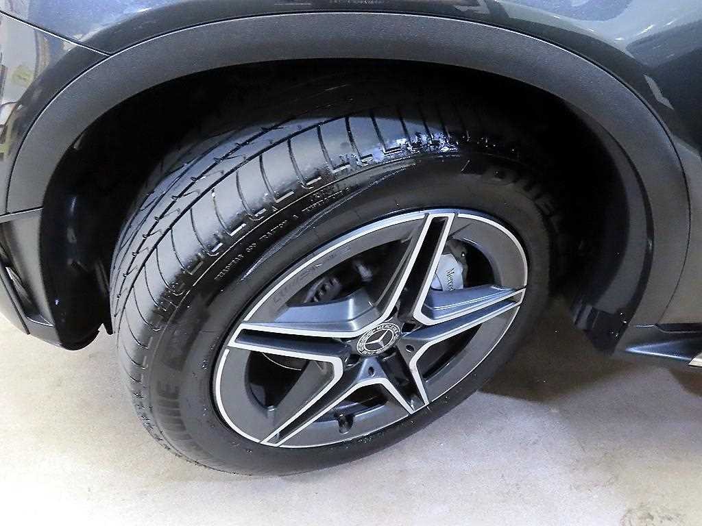 벤츠 GLC 클래스 GLC클래스 X253 GLC 300 e 4MATIC 쿠페 이미지 20