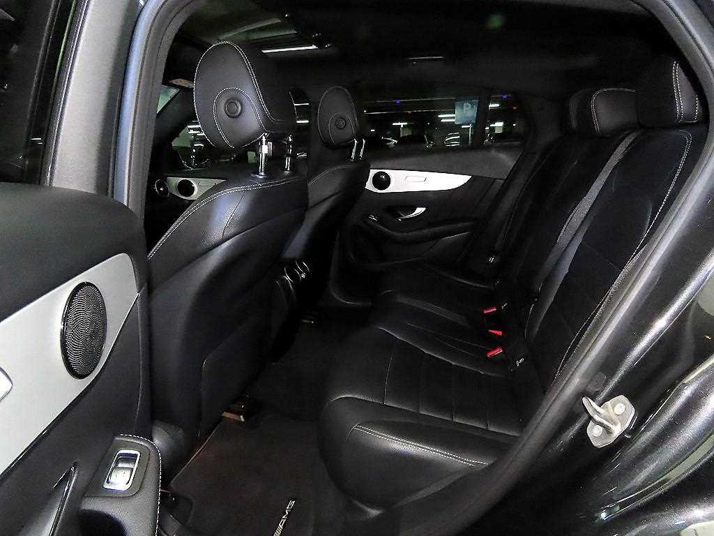 벤츠 GLC 클래스 GLC클래스 X253 GLC 300 e 4MATIC 쿠페 이미지 7
