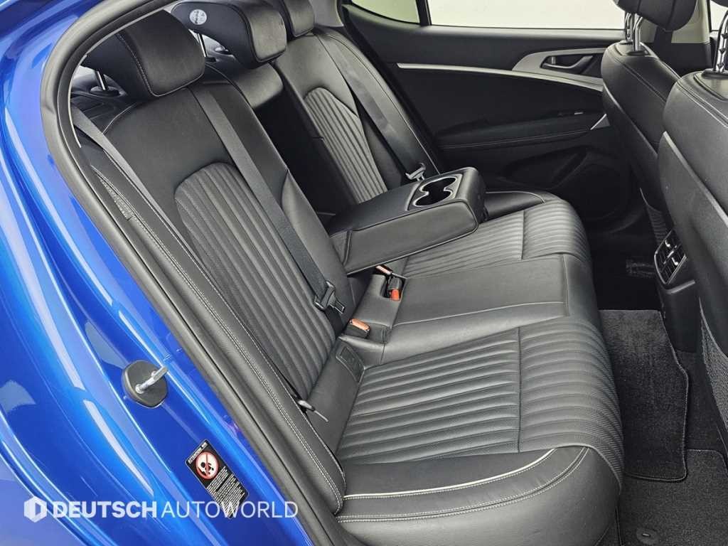 제네시스 G70 2.0T AWD 엘리트 이미지 12