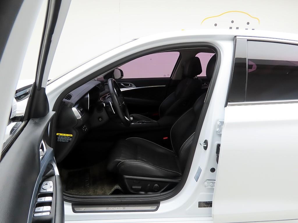 제네시스 G70 2.0T AWD 엘리트 이미지 11