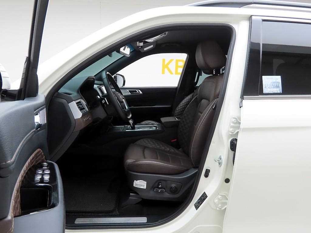 KG모빌리티(쌍용) 렉스턴 올 뉴 렉스턴 (Y450) 디젤 2.2 4WD 시그니처 이미지 11