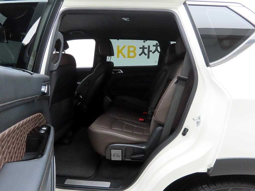KG모빌리티(쌍용) 렉스턴 올 뉴 렉스턴 (Y450) 디젤 2.2 4WD 시그니처 이미지 12