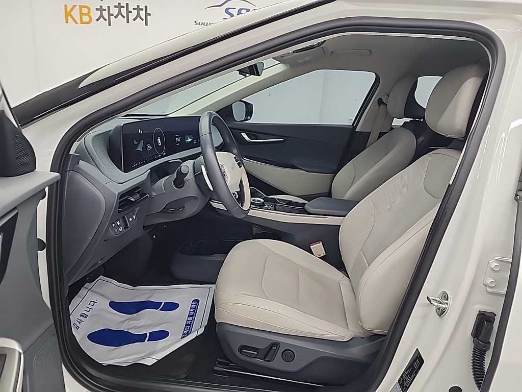 기아 EV6 롱레인지 AWD 에어 이미지 11