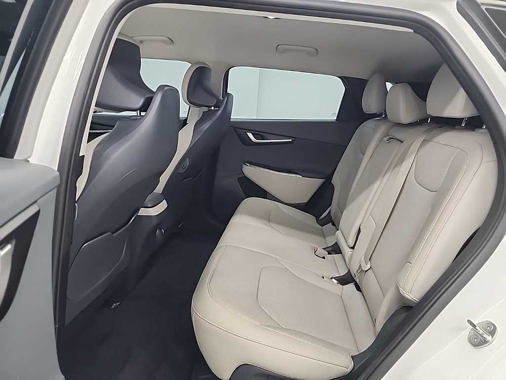 기아 EV6 롱레인지 AWD 에어 이미지 12