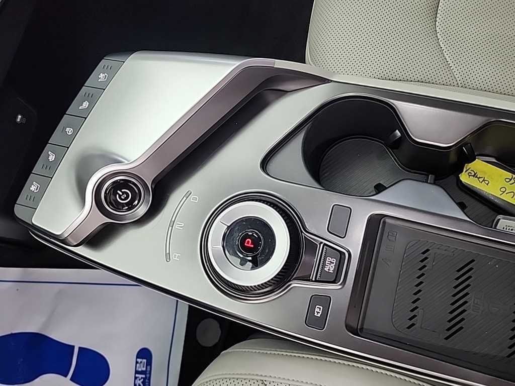 기아 EV6 롱레인지 AWD 에어 이미지 8