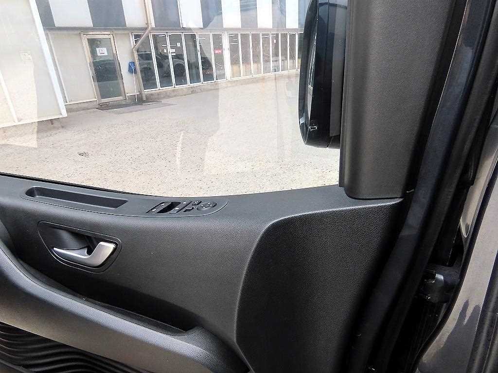 현대 스타리아 2WD 디젤 카고 모던 3인승 이미지 11