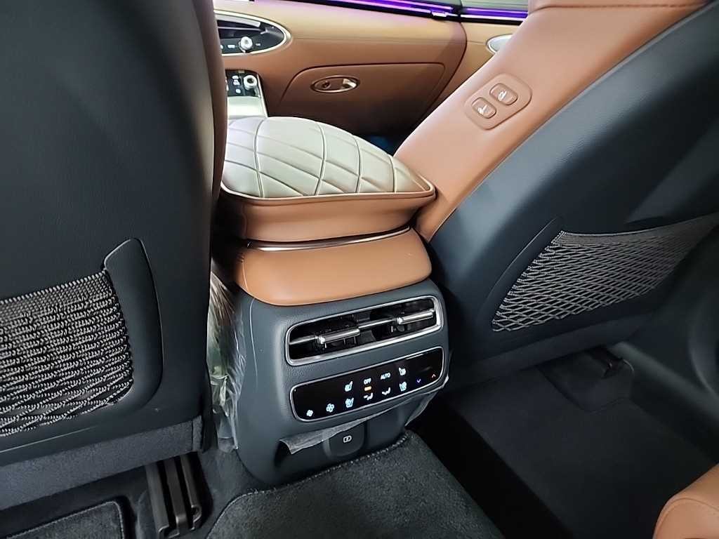 제네시스 GV70 2.5T 가솔린 2WD 기본형 이미지 13