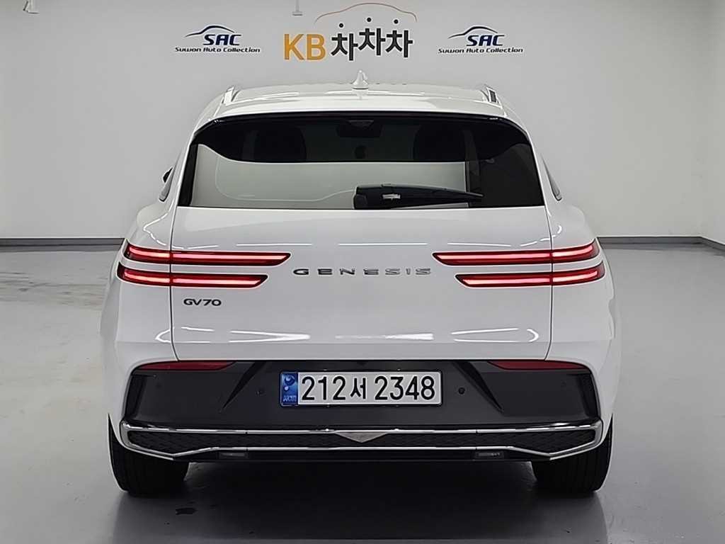 제네시스 GV70 2.5T 가솔린 2WD 기본형 이미지 3